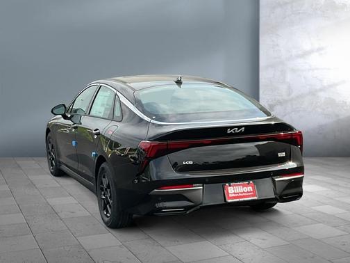 2026 Kia K5 LXS