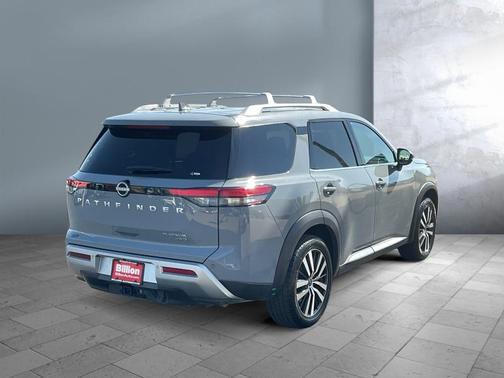 2023 Nissan Pathfinder Platinum 4WD