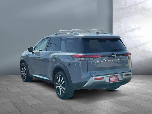2023 Nissan Pathfinder Platinum 4WD