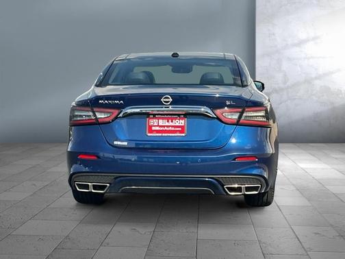 2023 Nissan Maxima SL