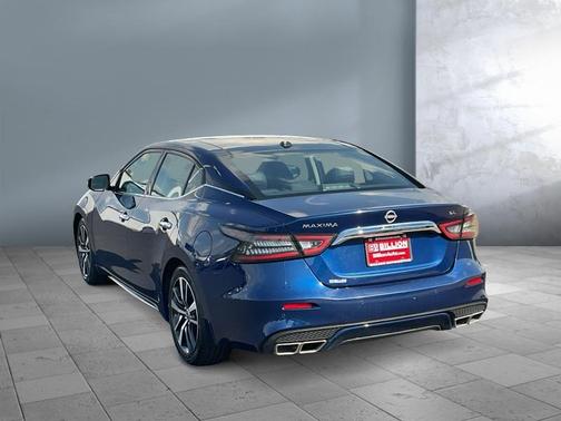2023 Nissan Maxima SL