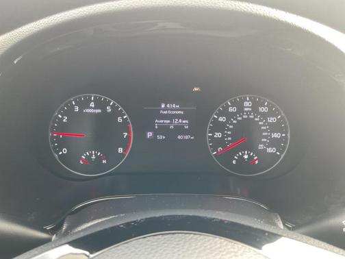 Snow White Pearl 2023 Kia Seltos S