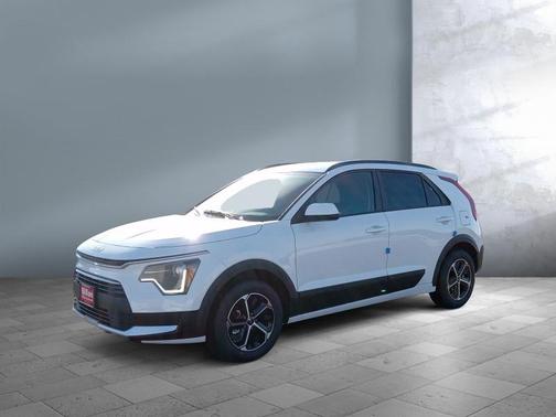 2025 Kia Niro LX