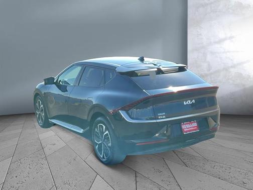 2022 Kia EV6 Wind