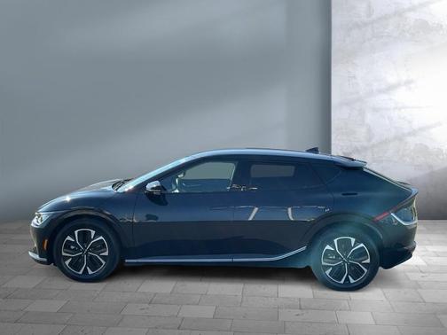 2022 Kia EV6 Wind