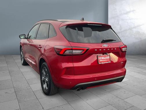 Rapid Red Metallic Tinted Clearcoat 2023 Ford Escape ST-Line