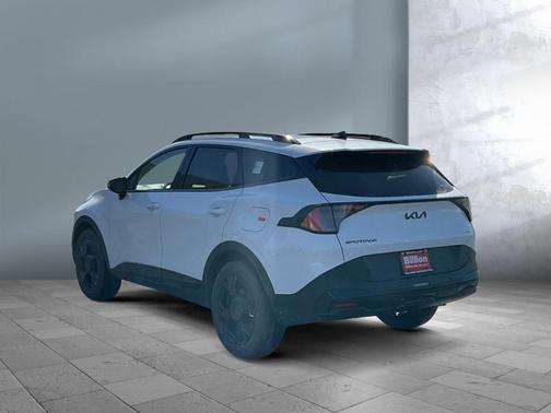 Glacial White Pearl 2026 Kia Sportage X-Line