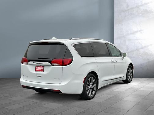 2020 Chrysler Pacifica Limited