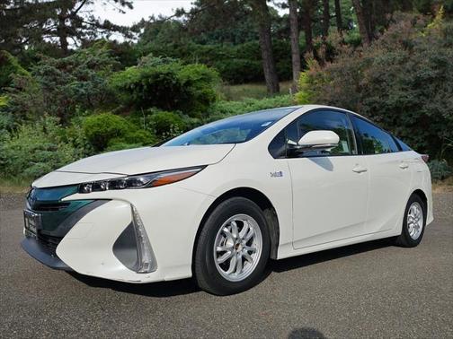 2017 Toyota Prius Prime Plus