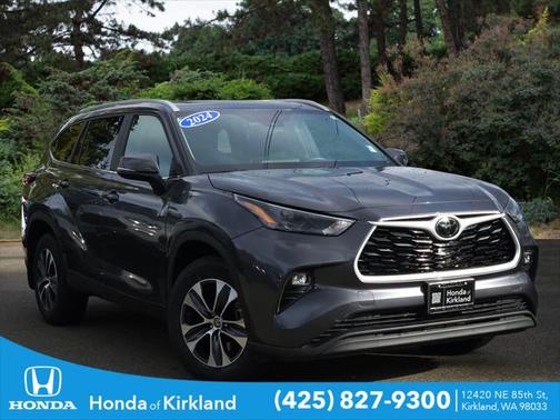 2024 Toyota Highlander XLE