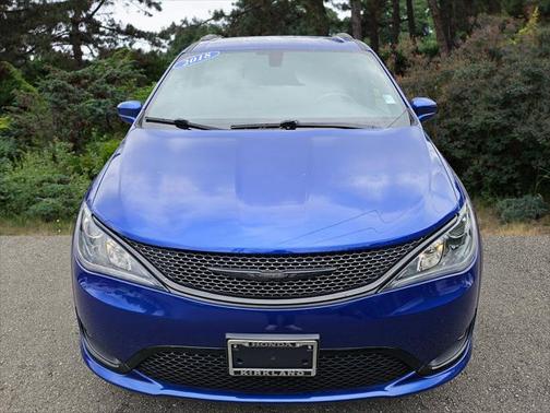 2018 Chrysler Pacifica Touring-L Plus