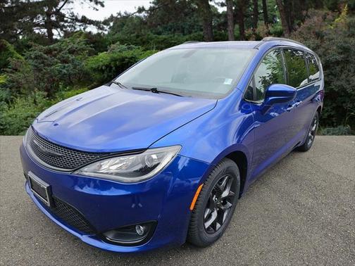2018 Chrysler Pacifica Touring-L Plus