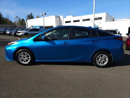 2020 Toyota Prius L