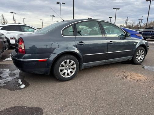 2001 Volkswagen Passat GLS V6 4Motion