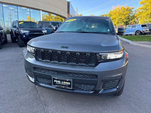 2023 Jeep Grand Cherokee L Laredo