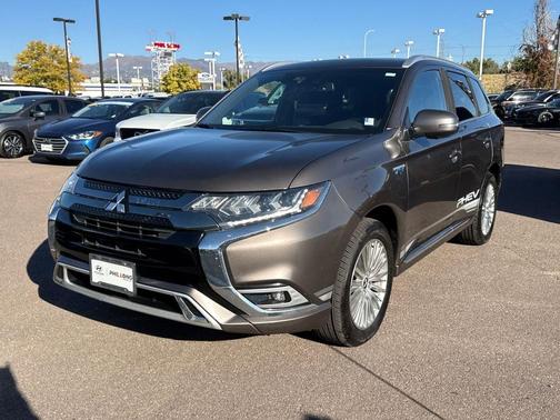 2019 Mitsubishi Outlander PHEV GT