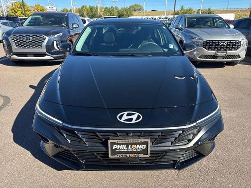 2024 Hyundai ELANTRA Limited