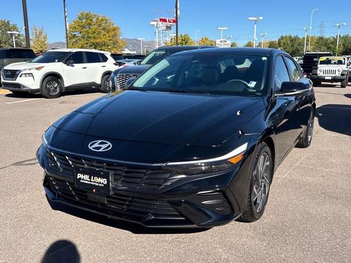 2024 Hyundai ELANTRA Limited