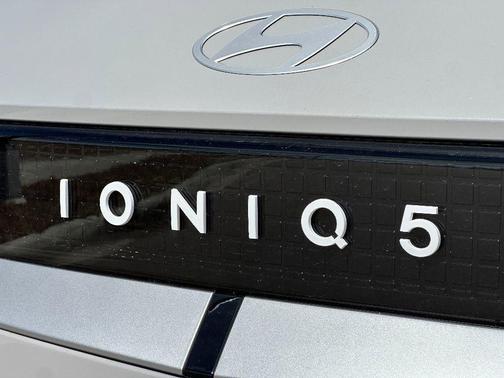2025 Hyundai IONIQ 5 SEL