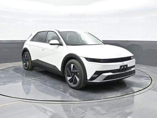 2025 Hyundai IONIQ 5 SE