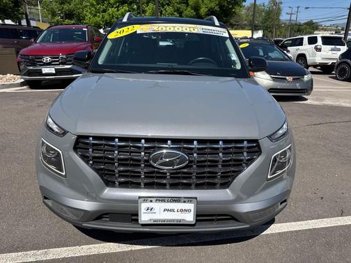2022 Hyundai VENUE Limited