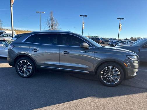 2021 Lincoln Nautilus Reserve