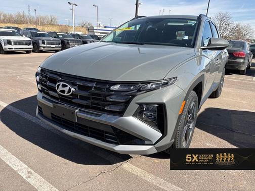 2025 Hyundai TUCSON SEL