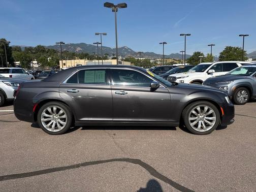 2020 Chrysler 300 Limited