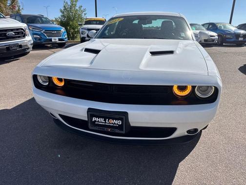 2017 Dodge Challenger SXT