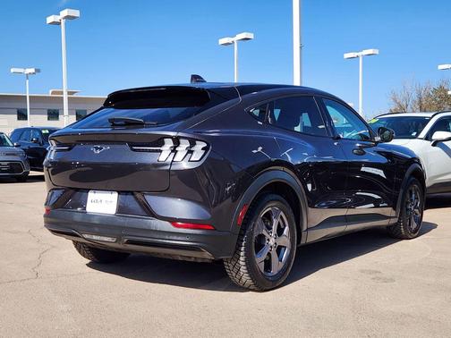 2022 Ford Mustang Mach-E Select