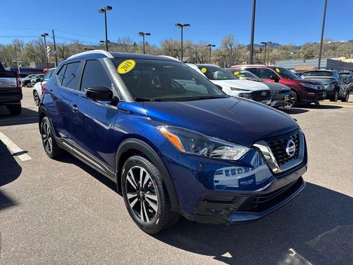 Deep Blue Pearl 2019 Nissan Kicks SR