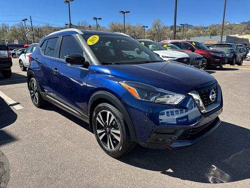Deep Blue Pearl 2019 Nissan Kicks SR
