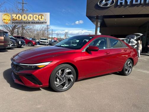 2024 Hyundai ELANTRA SEL