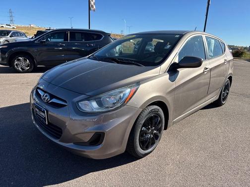2012 Hyundai Accent GS