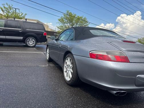 2003 Porsche 911 Carrera Cabriolet
