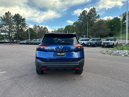 Caspian Blue Metallic 2021 Nissan Rogue S