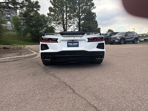 Arctic White 2021 Chevrolet Corvette Stingray w/3LT