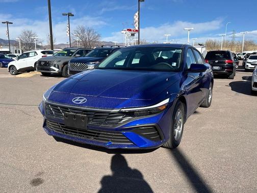 2026 Hyundai ELANTRA SE