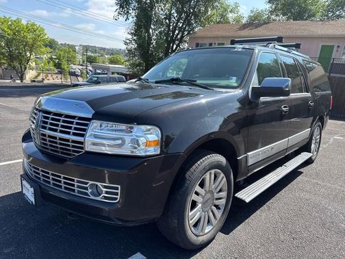 2013 Lincoln Navigator L