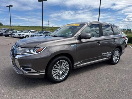 2019 Mitsubishi Outlander PHEV GT
