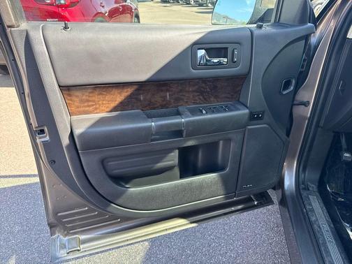 Stone Gray Metallic 2019 Ford Flex Limited
