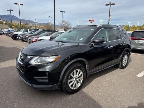 2017 Nissan Rogue SV