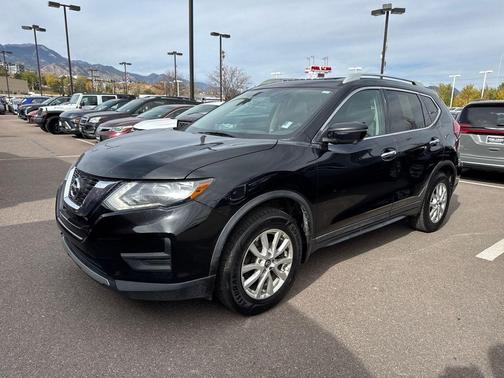 2017 Nissan Rogue SV