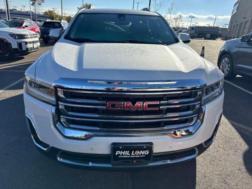 2021 GMC Acadia SLT