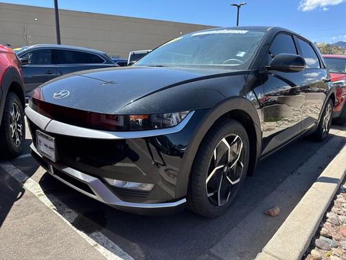 2024 Hyundai IONIQ 5 SE