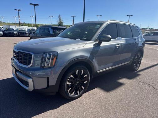 Everlasting Silver 2025 Kia Telluride SX-Prestige