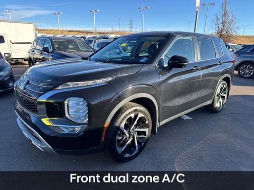 2022 Mitsubishi Outlander SE