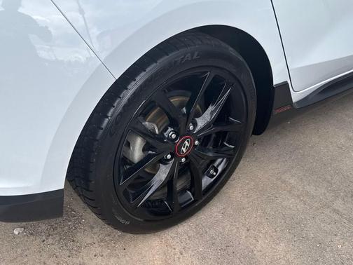 2019 Hyundai Veloster Turbo R-Spec