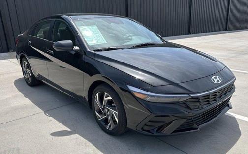 2025 Hyundai ELANTRA HEV SEL Sport