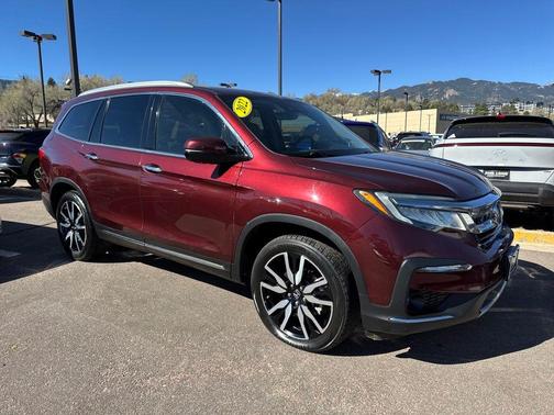 Red 2022 Honda Pilot Touring 8-Passenger